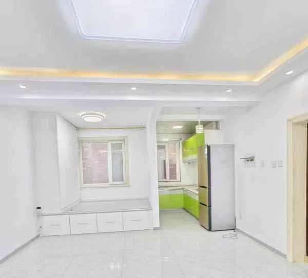 出售万豪家园 一楼，52.13平方开放两室一厅，新装修，售价13万，有钥匙，随时看房，手慢无